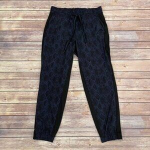 Athleta Petite Python Brooklyn Jogger Pants Animal Snake Print